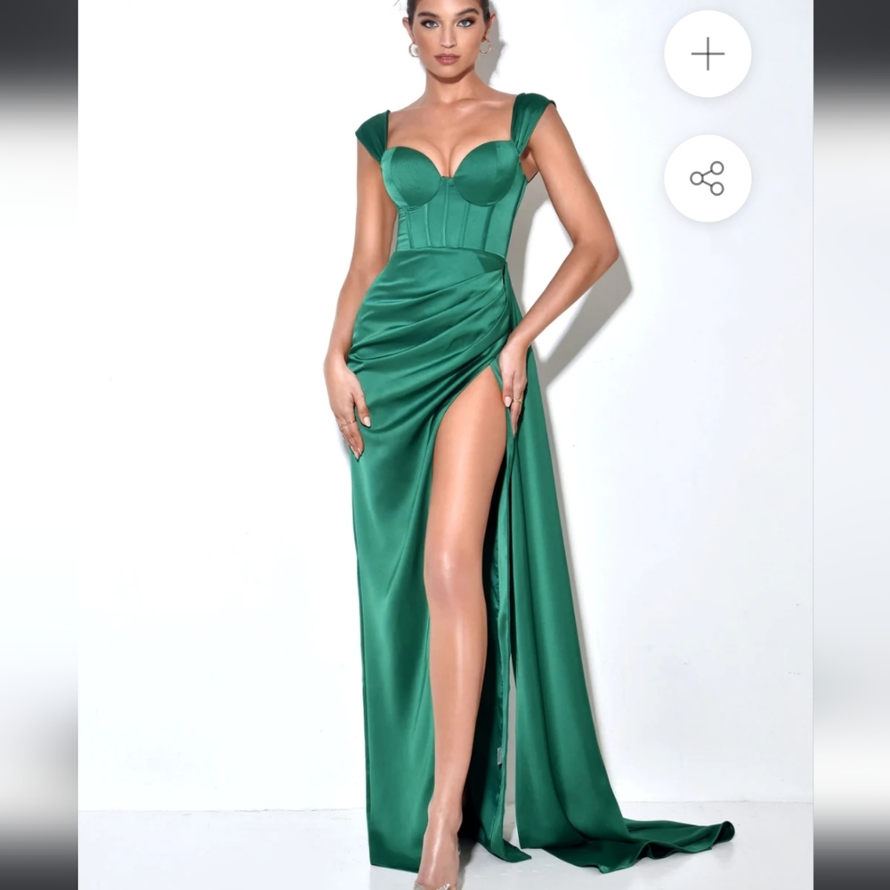 Zayda Green High Slit Corset Satin Gown Size M
